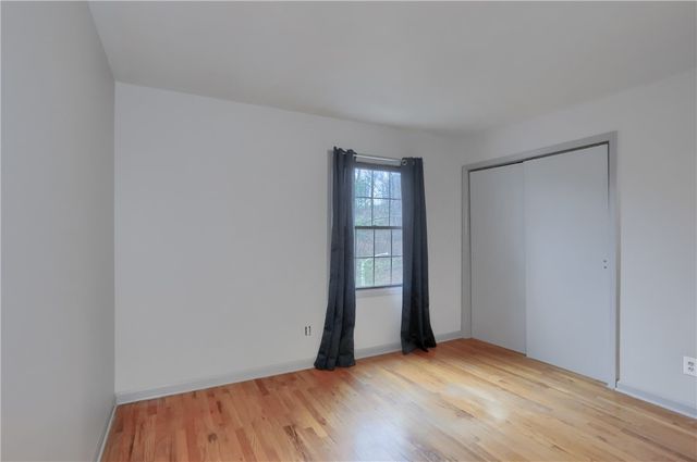 444 Country View Ct, Pennsbury, PA 15205