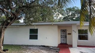 870 NE 142nd St 870, North Miami, FL 33161