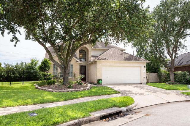 44 Parkway Place, Houston, TX 77040