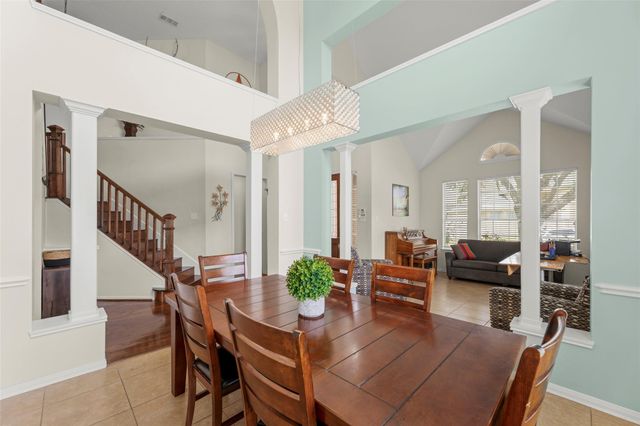 44 Parkway Place, Houston, TX 77040