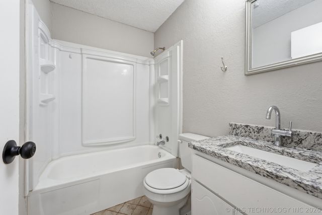 2981 W 66th Street, Tulsa, OK 74132