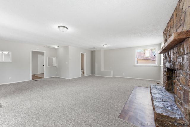 2981 W 66th Street, Tulsa, OK 74132