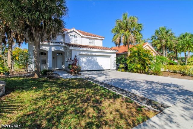 135 Lady Palm DR, Naples, FL 34104