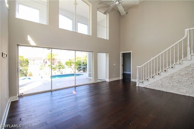 135 Lady Palm DR, Naples, FL 34104