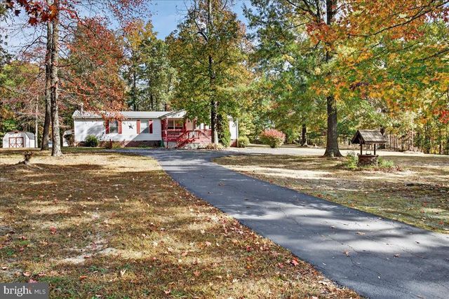 220 CHALKLEVEL RD, Louisa, VA 23093