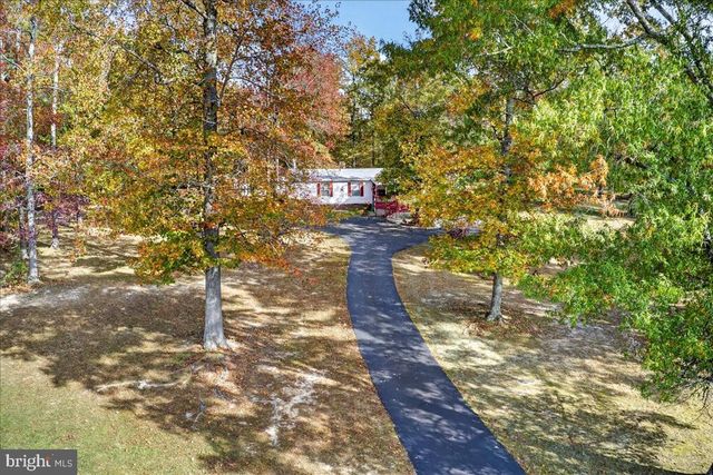 220 CHALKLEVEL RD, Louisa, VA 23093