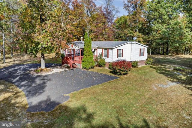 220 CHALKLEVEL RD, Louisa, VA 23093