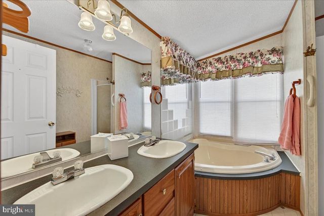 220 CHALKLEVEL RD, Louisa, VA 23093