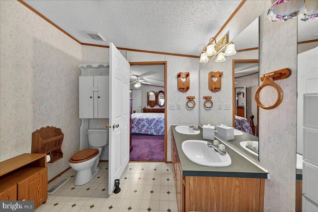 220 CHALKLEVEL RD, Louisa, VA 23093