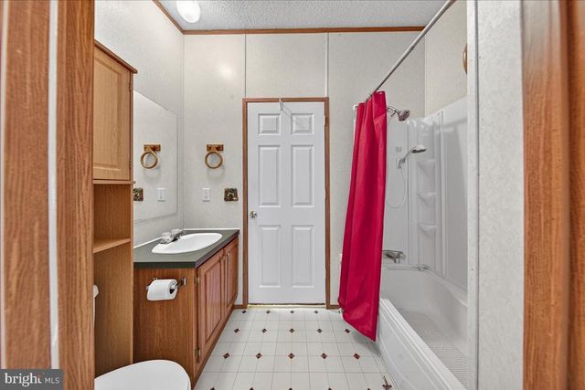 220 CHALKLEVEL RD, Louisa, VA 23093