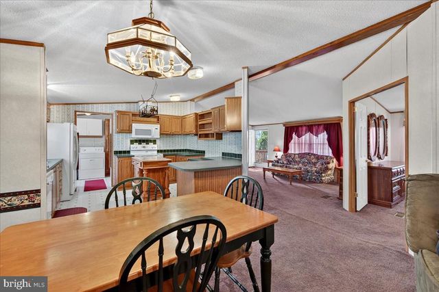 220 CHALKLEVEL RD, Louisa, VA 23093