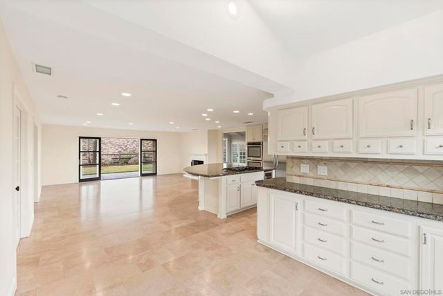 16551 Zumaque, Rancho Santa Fe, CA 92067