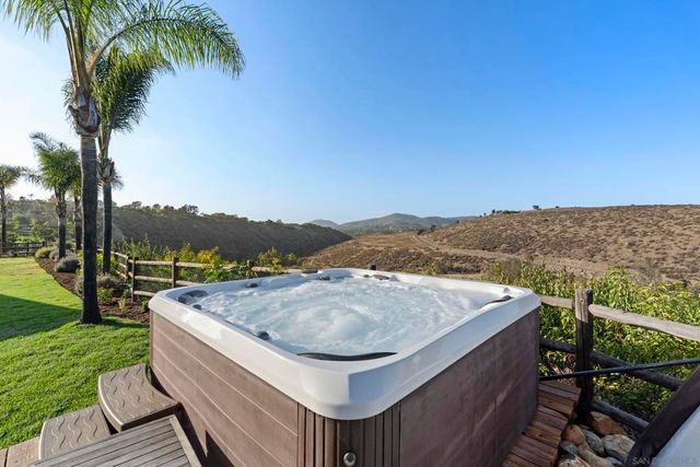 16551 Zumaque, Rancho Santa Fe, CA 92067
