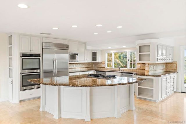 16551 Zumaque, Rancho Santa Fe, CA 92067