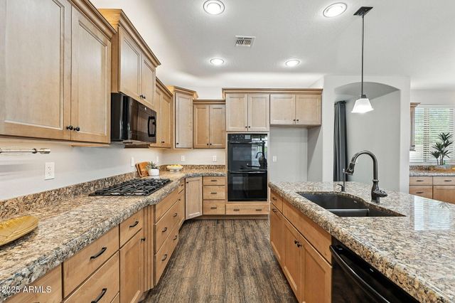 65 W Cucumber Tree Avenue, San Tan Valley, AZ 85140
