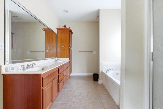 1 Nickel Cove, Alexander, AR 72002