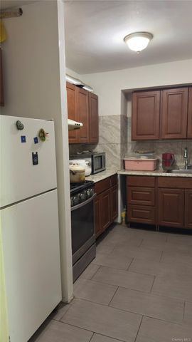 58-03 Calloway Street 4H, Corona, NY 11368