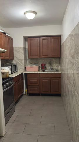 58-03 Calloway Street 4H, Corona, NY 11368