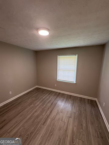 549 Greenview Avenue SE, Conyers, GA 30094