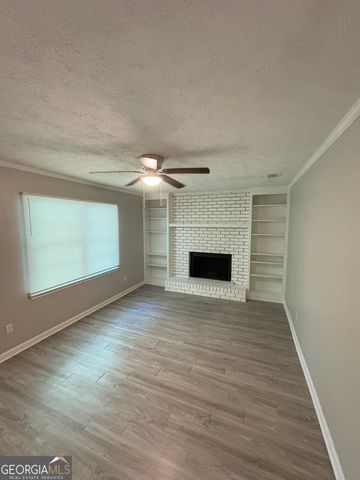 549 Greenview Avenue SE, Conyers, GA 30094