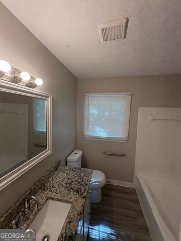 549 Greenview Avenue SE, Conyers, GA 30094