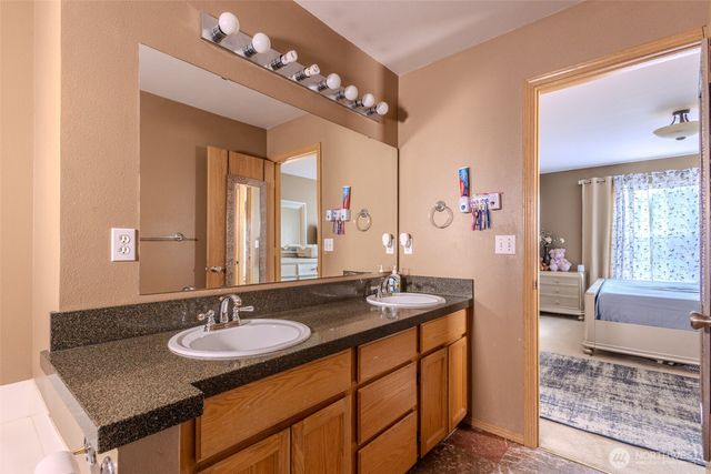 1305 Browns Point Boulevard, Tacoma, WA 98422