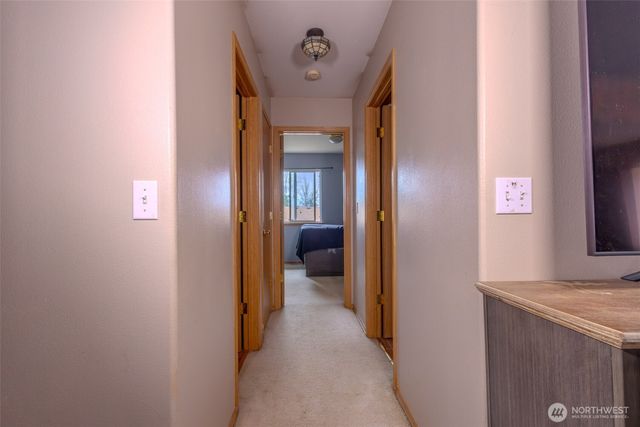 1305 Browns Point Boulevard, Tacoma, WA 98422