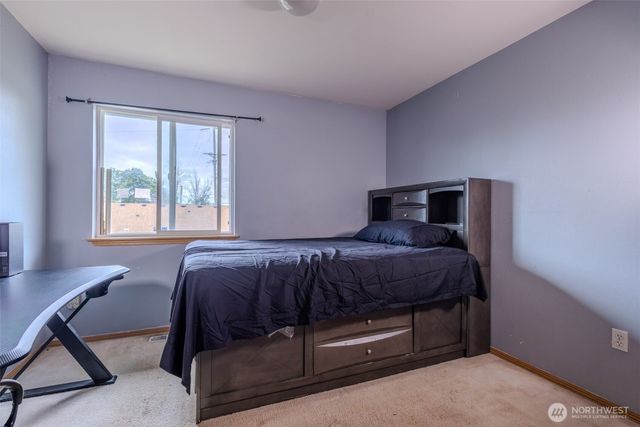 1305 Browns Point Boulevard, Tacoma, WA 98422
