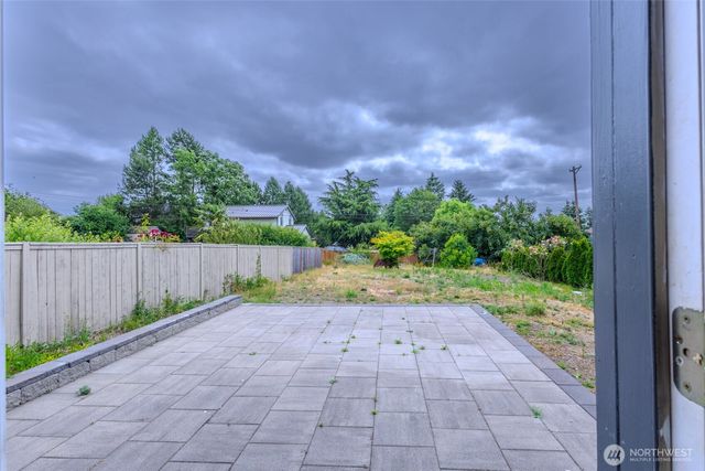 1305 Browns Point Boulevard, Tacoma, WA 98422