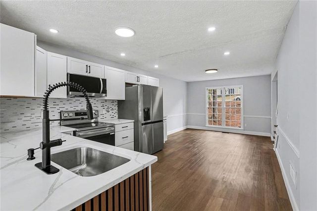 2072 Arbor Forest SW Drive, Marietta, GA 30064