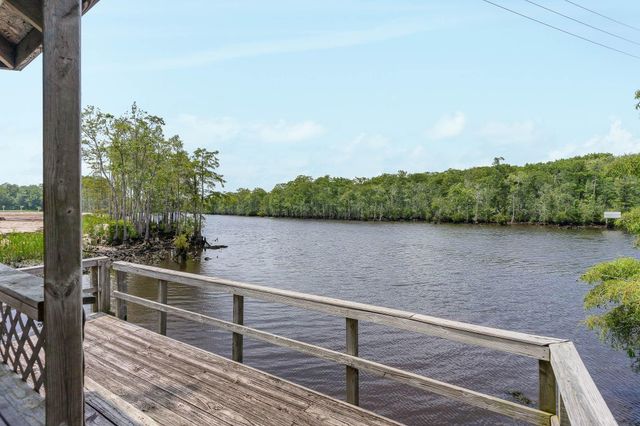 284 Archdale St., Myrtle Beach, SC 29588