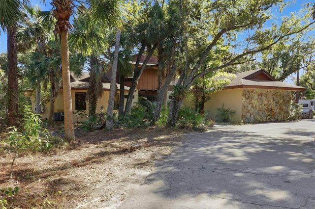 1066 CONOVER STREET, Port Charlotte, FL 33952