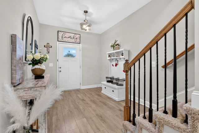 2422 Bucklin Dr, Clarksville, TN 37042