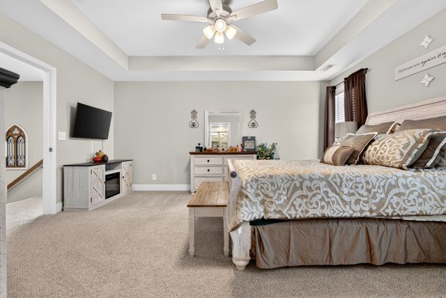 2422 Bucklin Dr, Clarksville, TN 37042