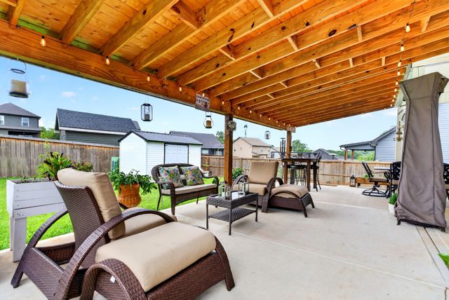 2422 Bucklin Dr, Clarksville, TN 37042