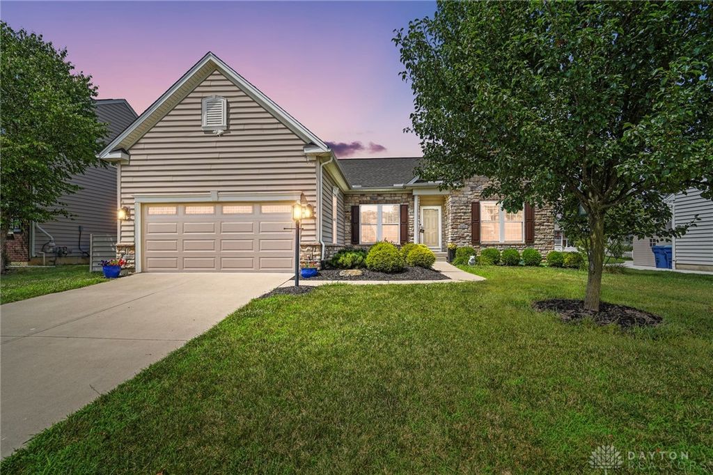5071 Meadowview Street, Tipp City, OH 45371