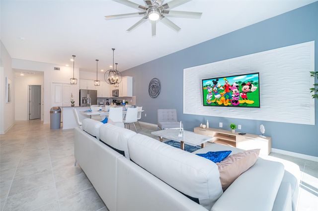 8899 CABOT CLIFFS DRIVE 102, Davenport, FL 33896