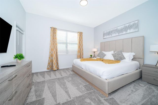 8899 CABOT CLIFFS DRIVE 102, Davenport, FL 33896