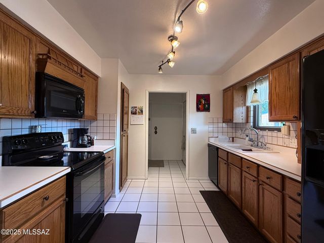 1085 S Highway 80, Benson, AZ 85602