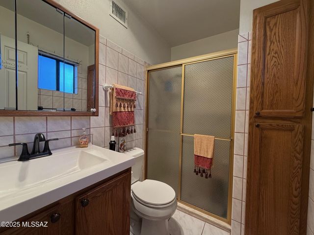 1085 S Highway 80, Benson, AZ 85602