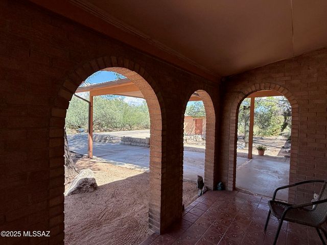 1085 S Highway 80, Benson, AZ 85602