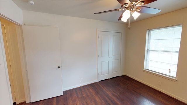 1705 Crescent Street, Denton, TX 76201
