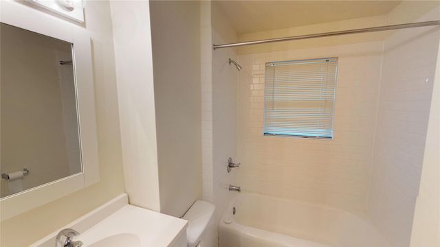 1705 Crescent Street, Denton, TX 76201