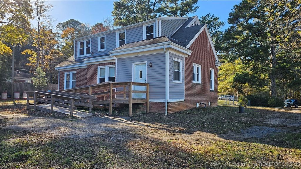 1801 Carthage Street, Sanford, NC 27330 — photo 3