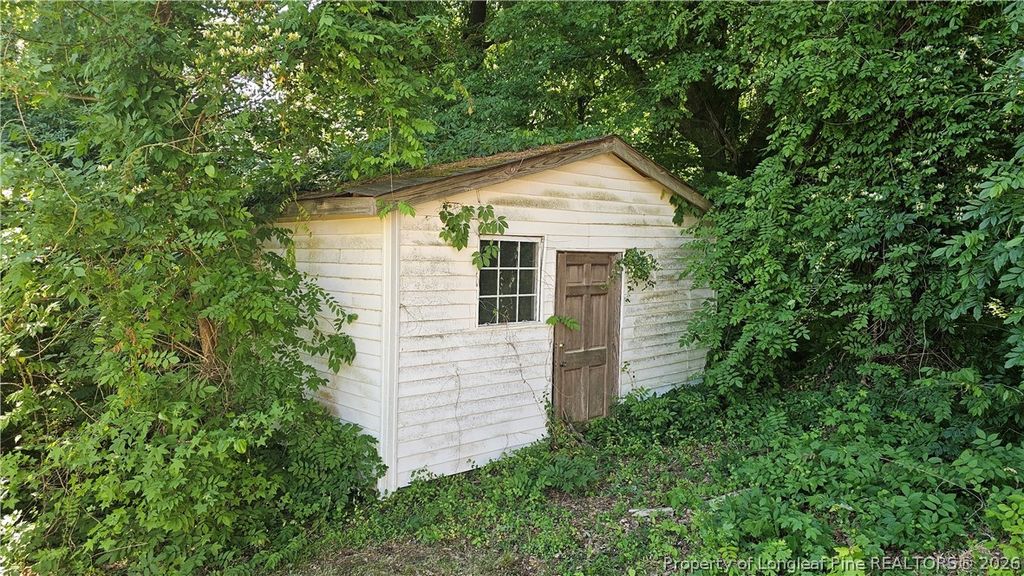 1801 Carthage Street, Sanford, NC 27330 — photo 33