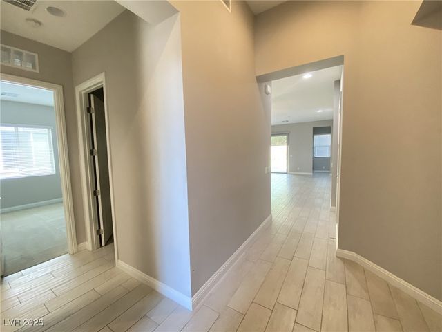 7583 Desert Rhyolite Street, Las Vegas, NV 89113