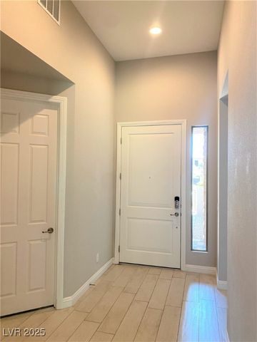 7583 Desert Rhyolite Street, Las Vegas, NV 89113