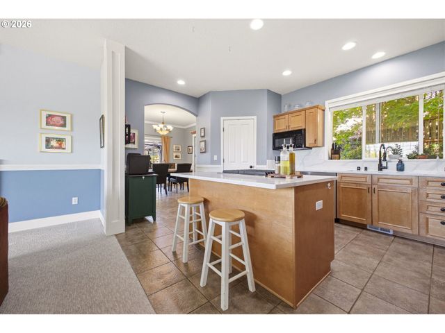 843 W Y St, Washougal, WA 98671