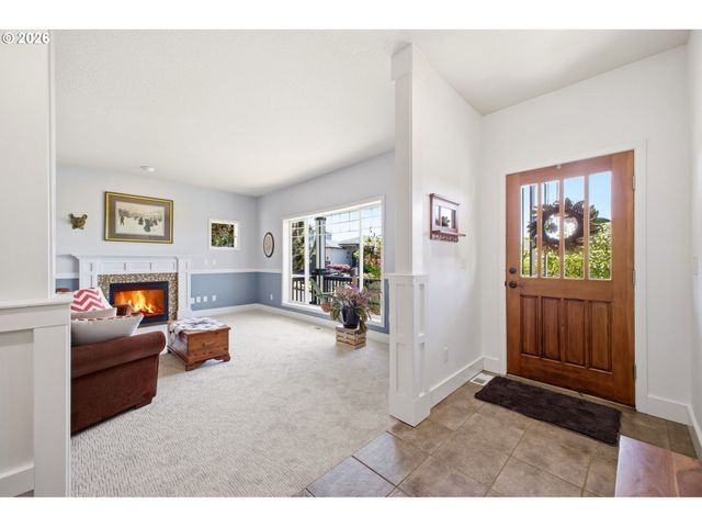 843 W Y St, Washougal, WA 98671