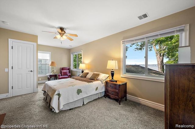 11346 E Shore Drive, Whitmore Lake, MI 48189